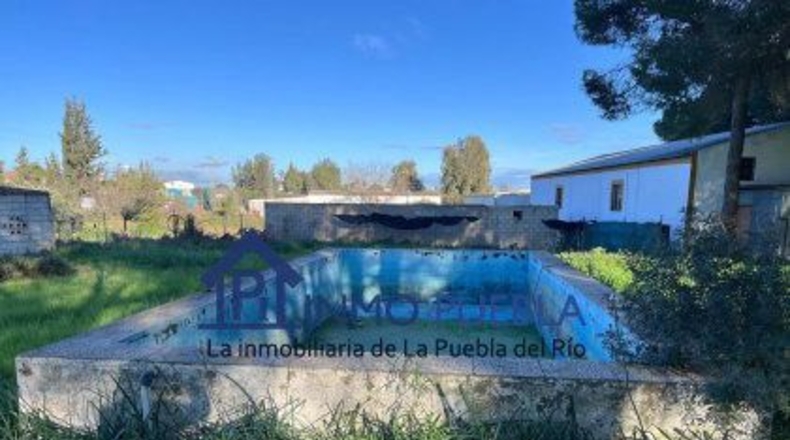 Sevilla - La Puebla del Río - 11000m2