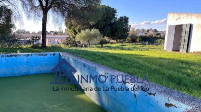 Sevilla - La Puebla del Río - 11000m2