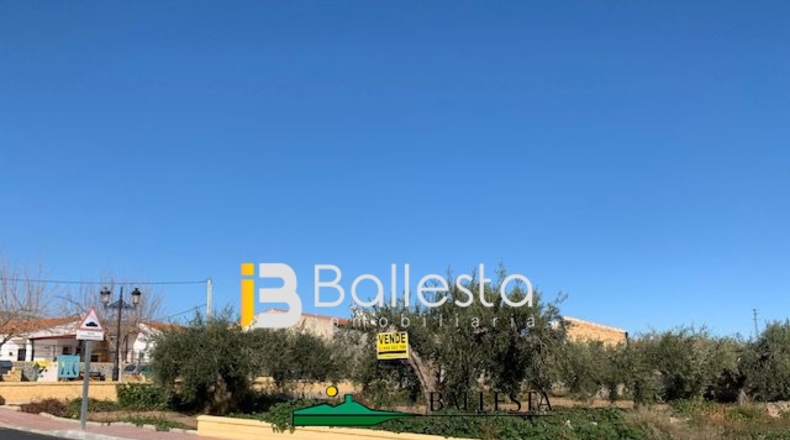 Almería - Las Labores - 607m2