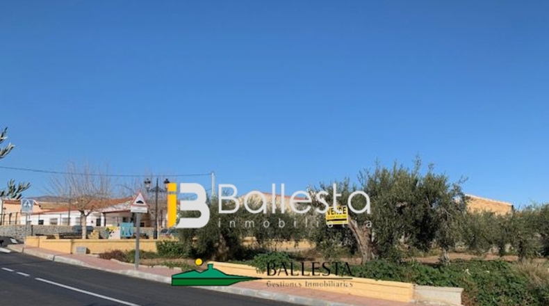 Almería - Las Labores - 607m2
