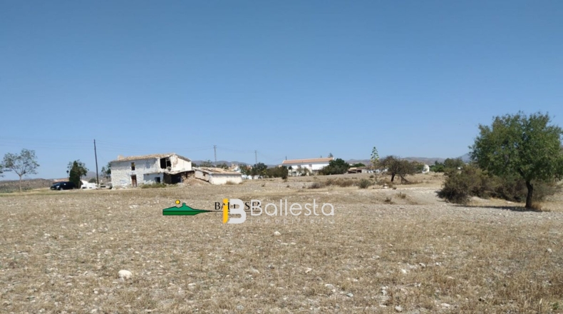 Almería - Santopétar - 8500m2
