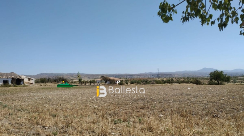 Almería - Santopétar - 8500m2