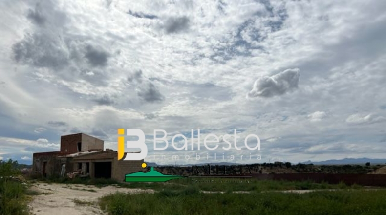 Almería - El Saltador - 8841m2