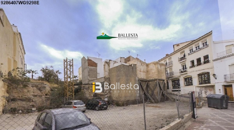 Almería - La Portilla - 707m2