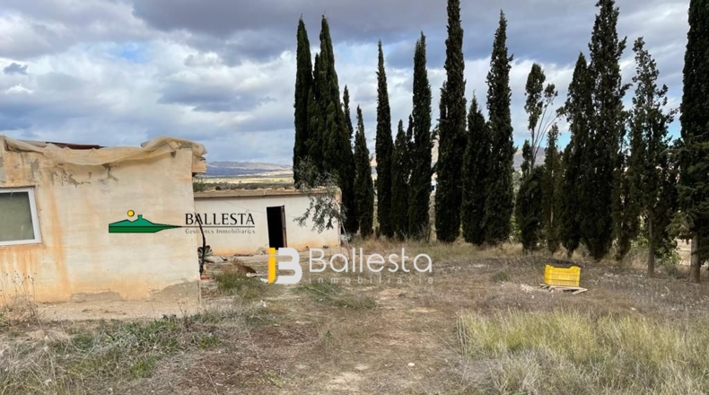 Almería - San Francisco - 20000m2