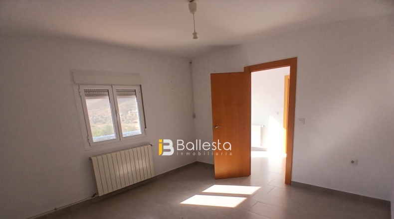 Almería - Велес-Рубио - 211m2