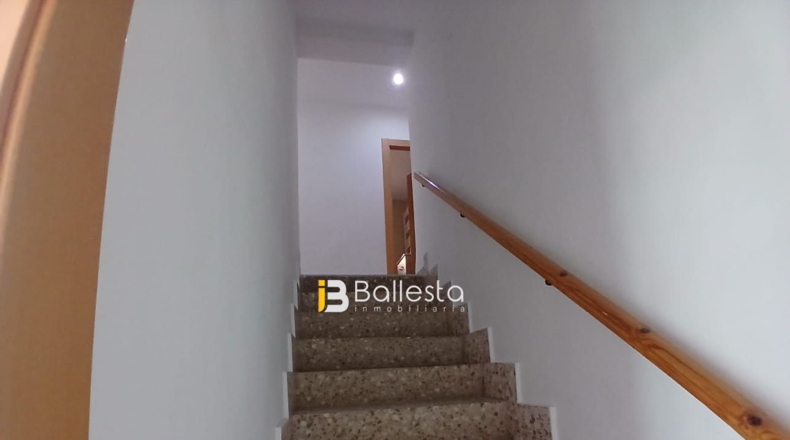 Almería - Велес-Рубио - 211m2