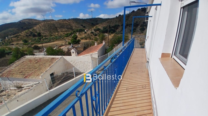 Almería - Велес-Рубио - 211m2