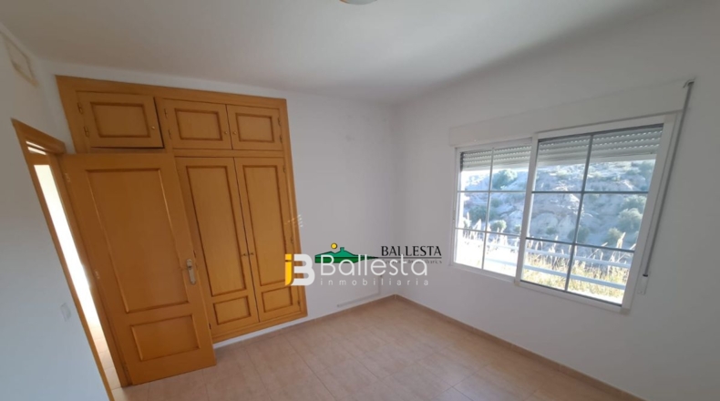 Almería - Huércal-Overa - 302m2