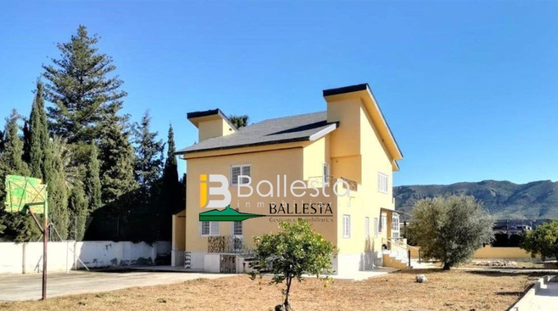Almería - Cantoria - 1103m2