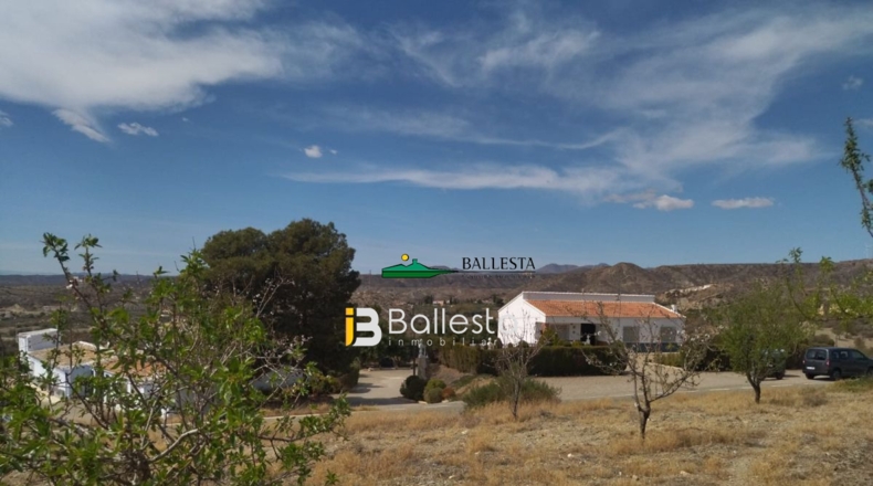 Almería - Huércal-Overa - 3486m2