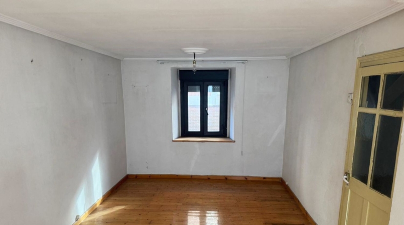 Asturias - Пола-де-Лена - 238m2