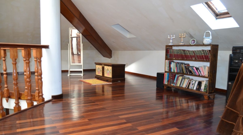 Pontevedra - O Vao - 1080m2