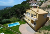 Chalet independiente con terreno en venta en Lloret de Mar ref: TR29514 foto