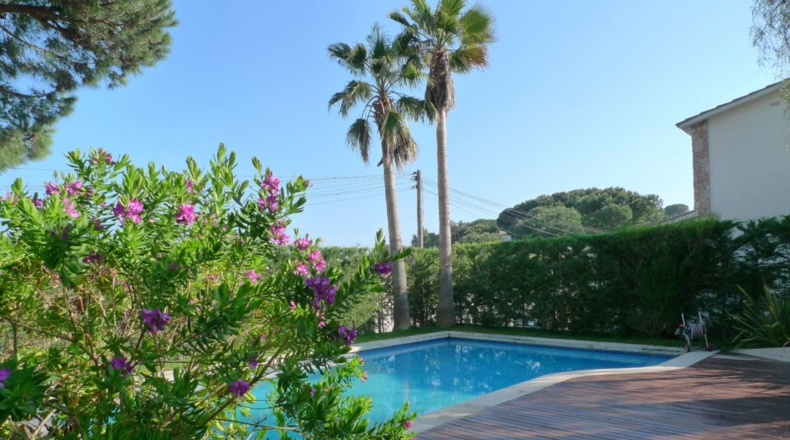 Gerona - Lloret de Mar - 900m2