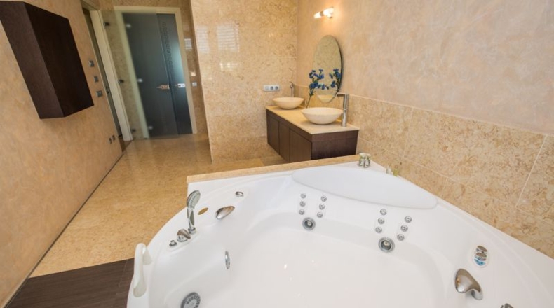 Gerona - Lloret de Mar - 900m2