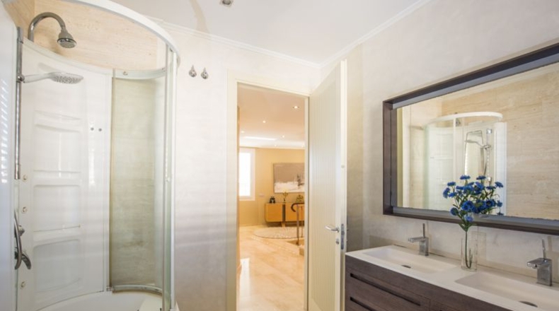 Gerona - Lloret de Mar - 900m2