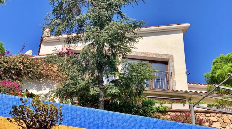 Gerona - Lloret de Mar - 863m2