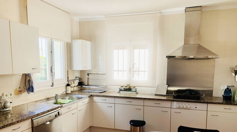 Gerona - Lloret de Mar - 855m2