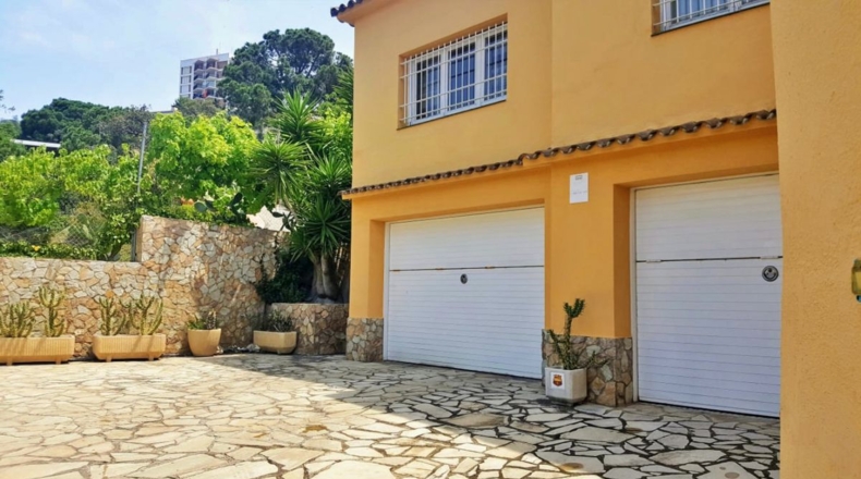 Gerona - Lloret de Mar - 1851m2