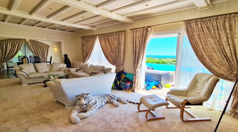 Gerona - Lloret de Mar - 3270m2