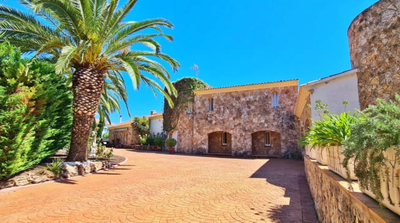 Gerona - Lloret de Mar - 3270m2