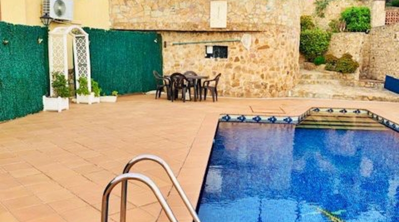 Gerona - Serra Brava - 1177m2