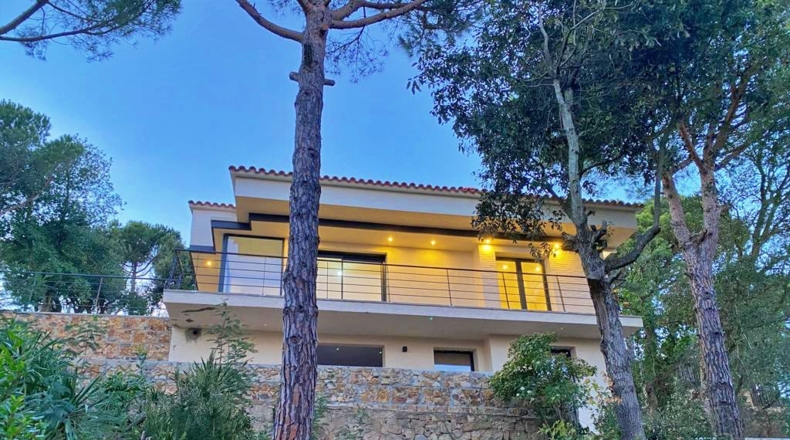 Gerona - Serra Brava - 2000m2