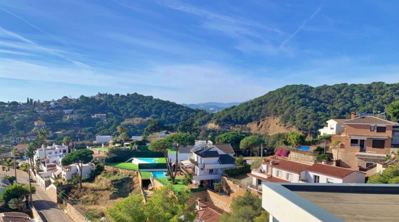 Gerona - Canyelles - 1022m2