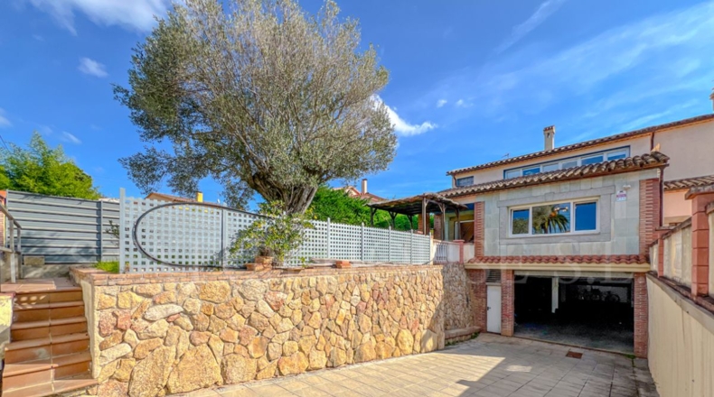 Gerona - Lloret de Mar - 880m2