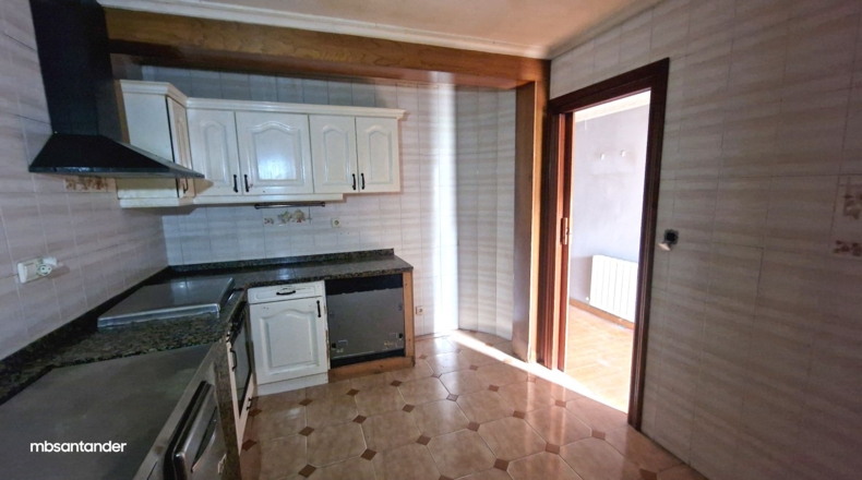 Cantabria - Santa María de Cayón - 580m2