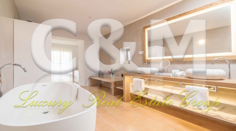 Islas Baleares - Portinatx - 130000m2