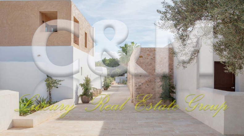 Islas Baleares - Portinatx - 130000m2