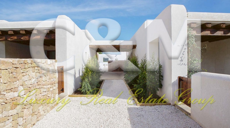 Islas Baleares - Portinatx - 130000m2