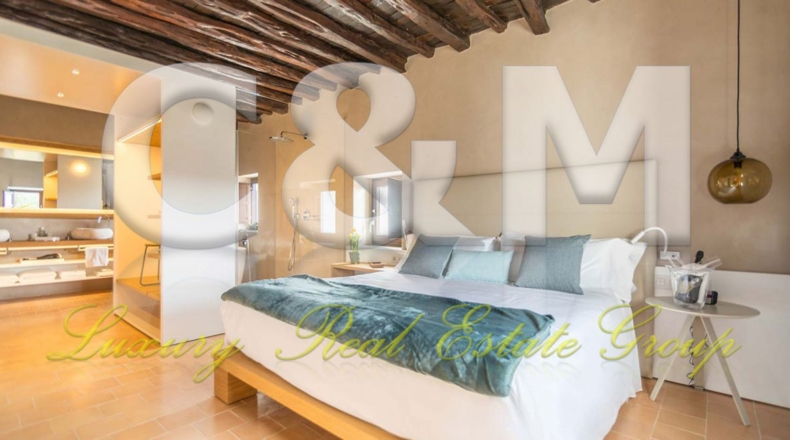 Islas Baleares - Portinatx - 130000m2