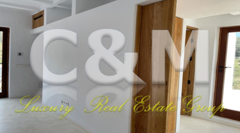 Islas Baleares - Santa Eulalia del Río - 241m2