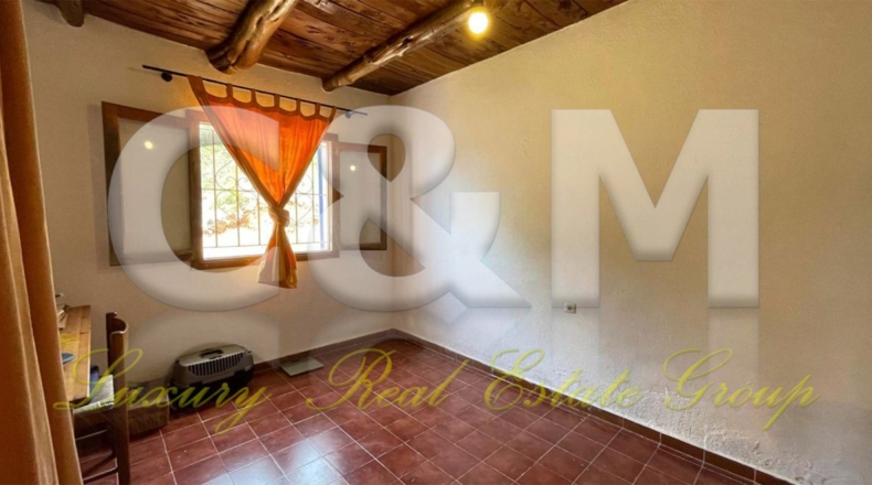 Islas Baleares - Sant Carles de Peralta - 6000m2