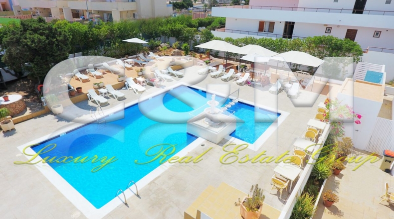 Islas Baleares - Cala de Bou - 4000m2