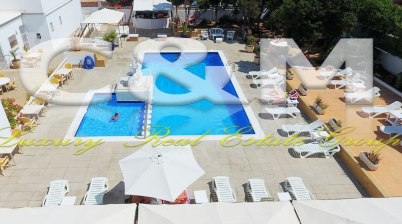 Islas Baleares - Cala de Bou - 4000m2