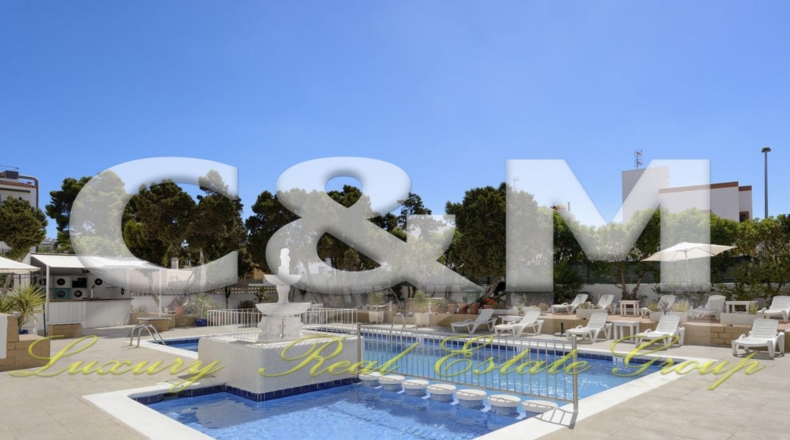 Islas Baleares - Cala de Bou - 4000m2