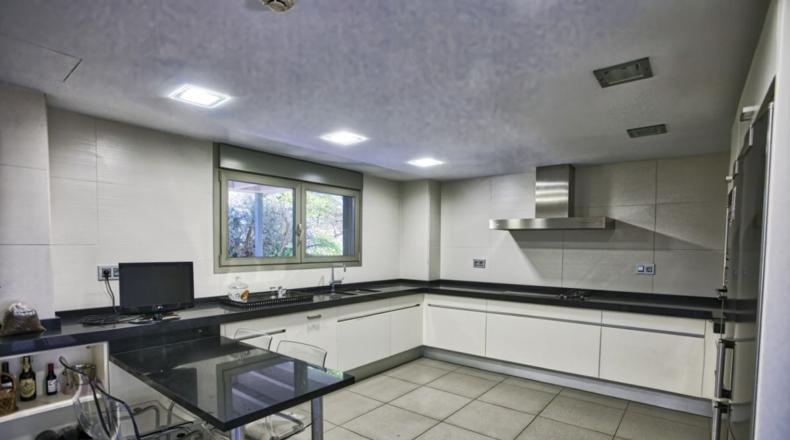 Castellón - Castellón de la Plana - 800m2