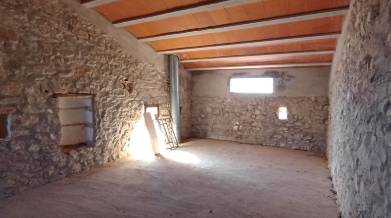 Castellón - Sierra Engarcerán - 22000m2