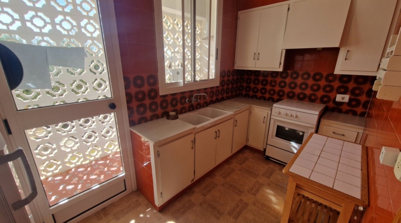 Кастельон - Almazora - 489m2