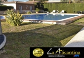 Xalet independent amb terreny en venda a Alacant ref.: TR15451 foto