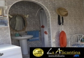 Xalet independent amb terreny en venda a Alacant ref.: TR15451 foto