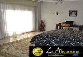 Xalet independent amb terreny en venda a Alacant ref.: TR15451 foto