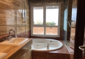 Chalet adosado con terreno en venta en San Juan de Alicante ref: TR201995 foto
