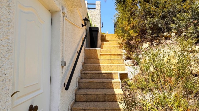 Alicante - Campello - 1850m2