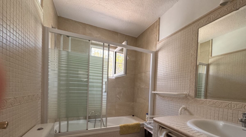 Alicante - Campello - 1850m2