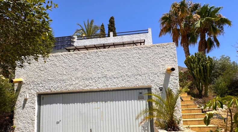 Alicante - Campello - 1850m2